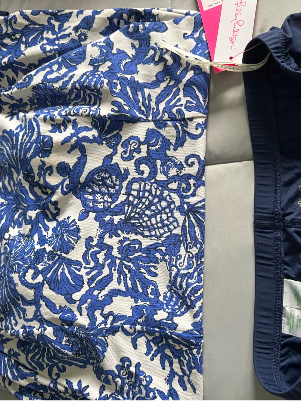 Lilly Pulitzer White & Blue Dress with shorts - Picture 8 of 8